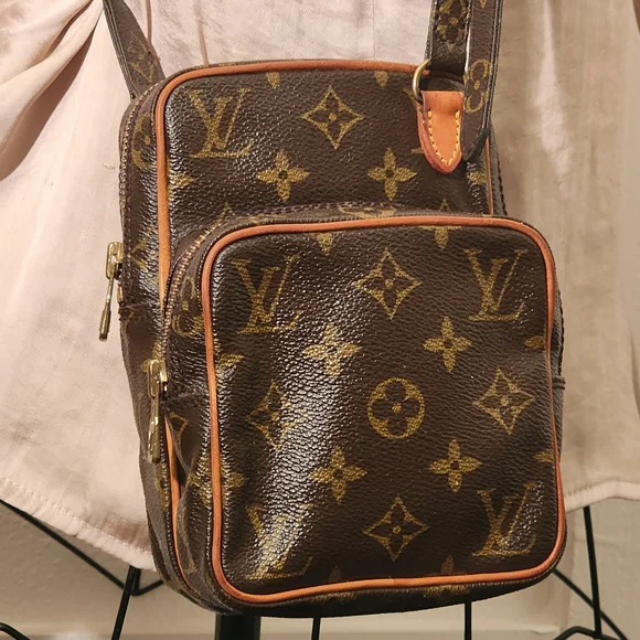 Louis Vuitton Amazone Brown Monogram Bag - Picture 14 of 17